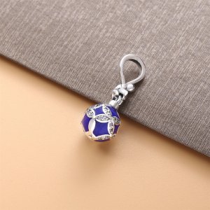 Pandora Visací přívěsek Modrý vánoční ornament 798512C01