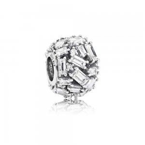 Přívěsek PANDORA Vytesaná elegance - 797746CZ